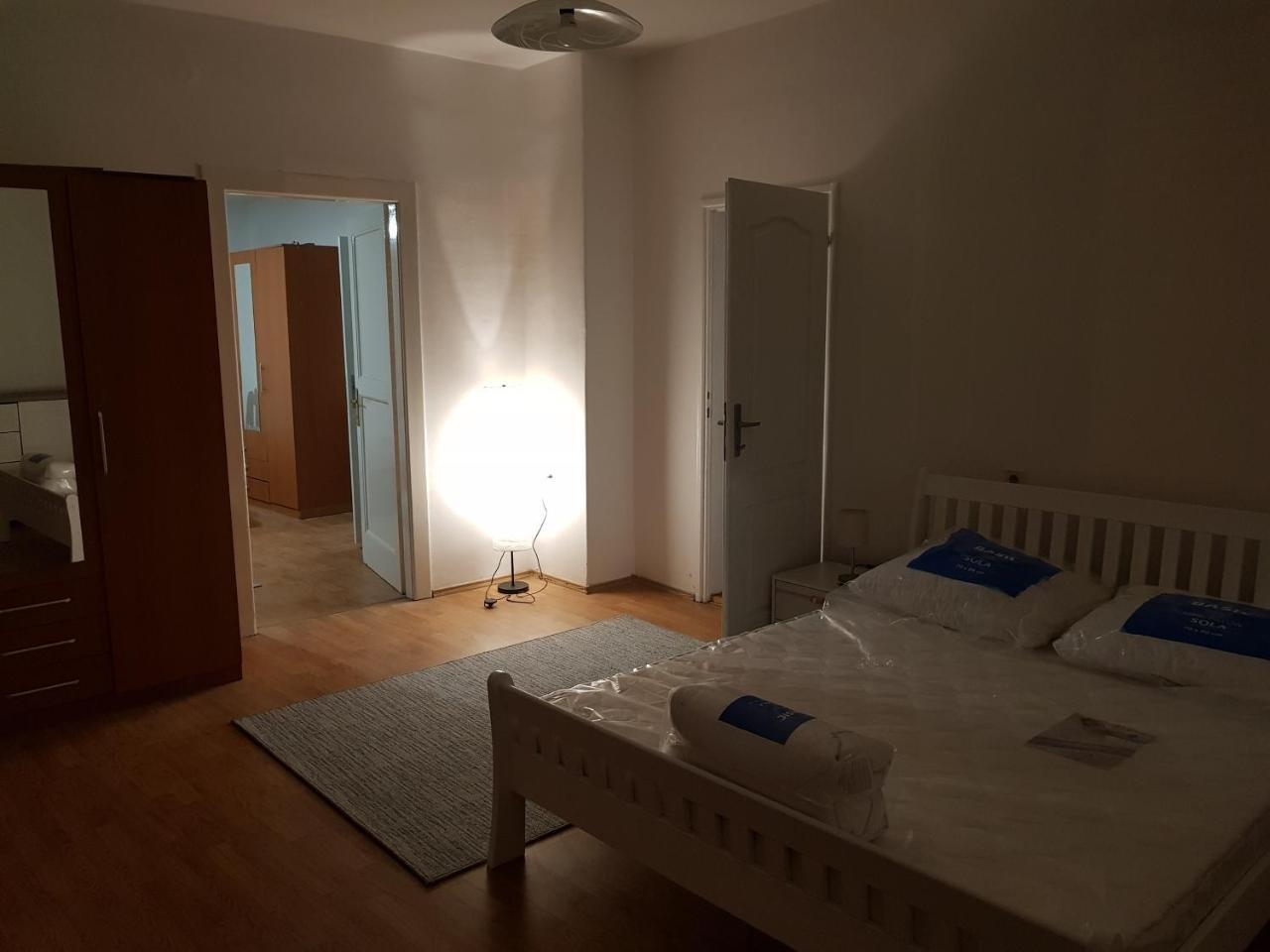 Sara Apartment Баня-Лука Экстерьер фото